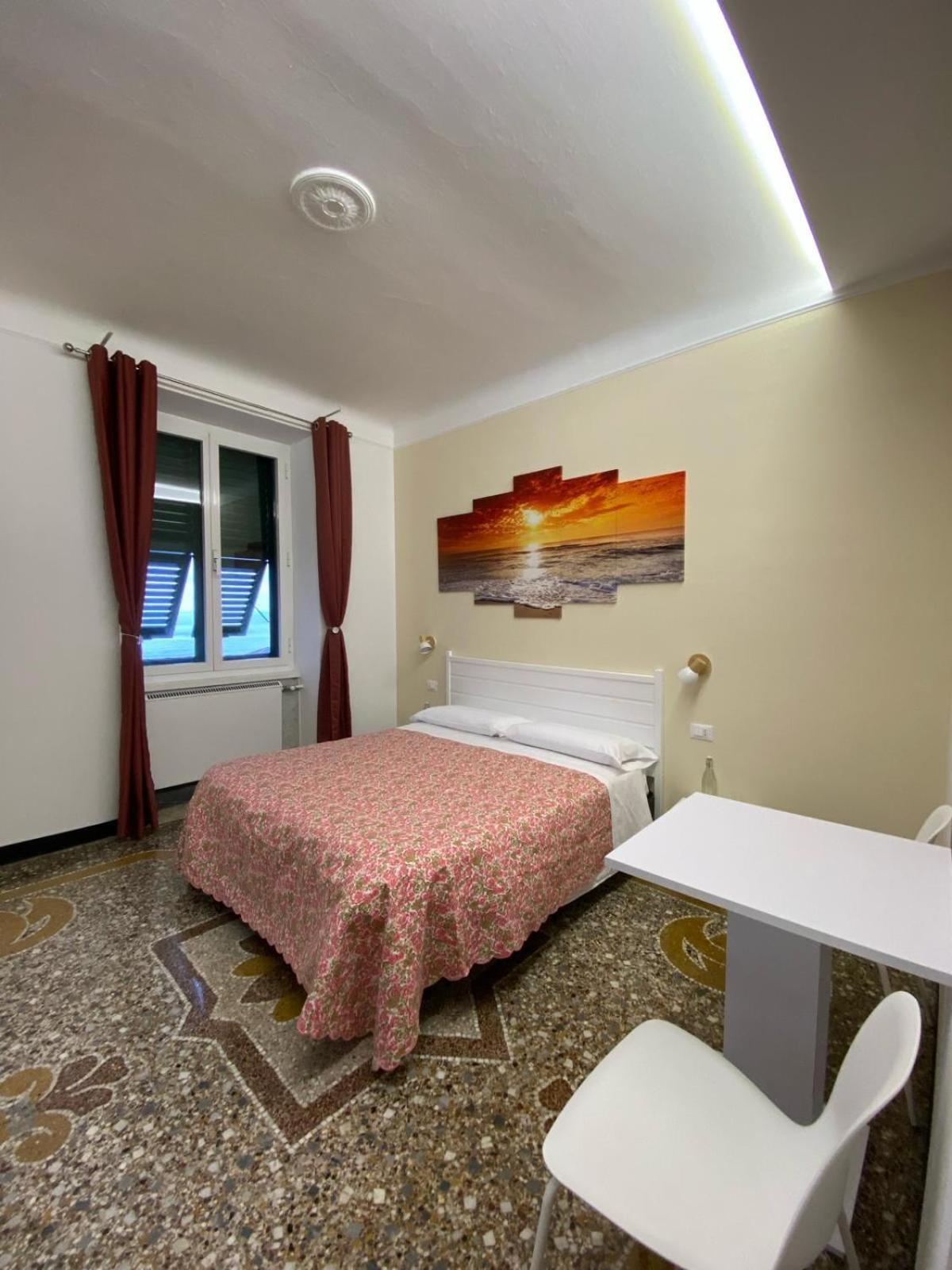 Affittacamere Columbus Camogli Rom bilde